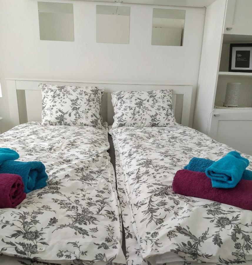 Blue Harmony 1 Apartment *