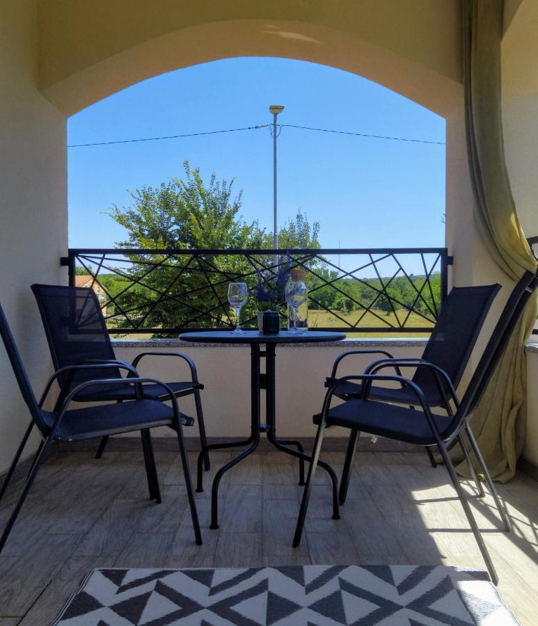 Blue Harmony 1 Apartment *