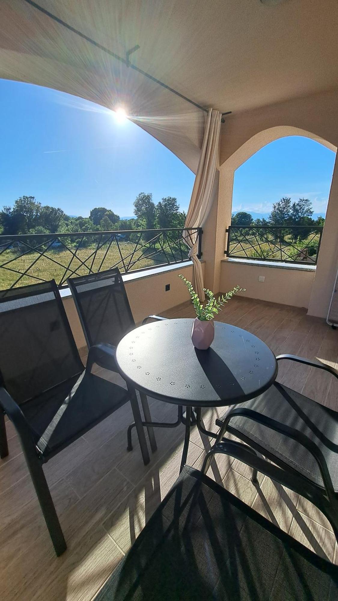 Blue Harmony 1 Apartman *